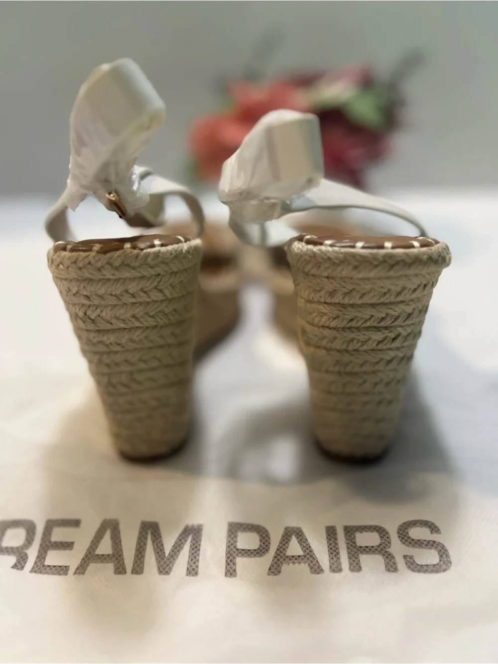 Dream Pairs Platform One Strap Espadrille Wedge Sandals in White - Sz 6